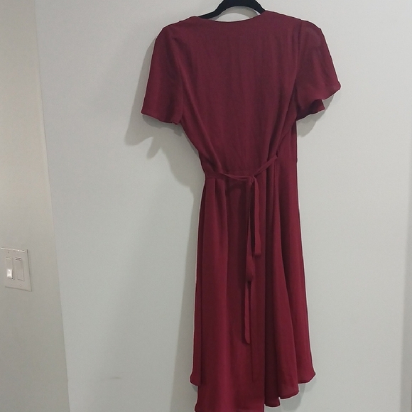 Lulu's Burgundy High Low Wrap Dress Gentle Used Sz Small - Picture 7 of 7